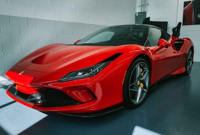 Best Luxury Car Rental in Dubai: Perfect for Long-Term Stays and Expats